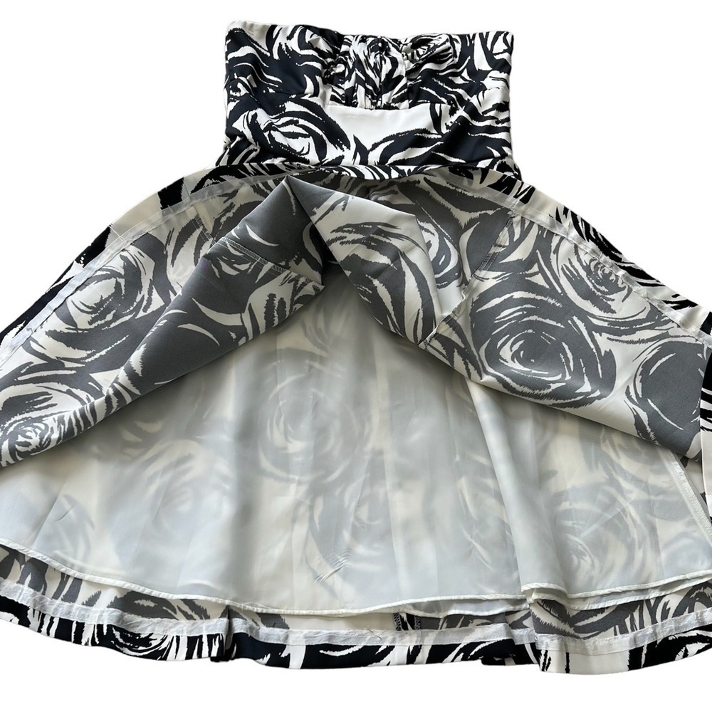White House Black Market Fit and Flare Strapless Cocktail Party Dress Size 0 - Picture 8 of 8